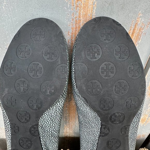 Tory Burch Stingray Reva Smoke Sz 7? - Picture 11 of 14